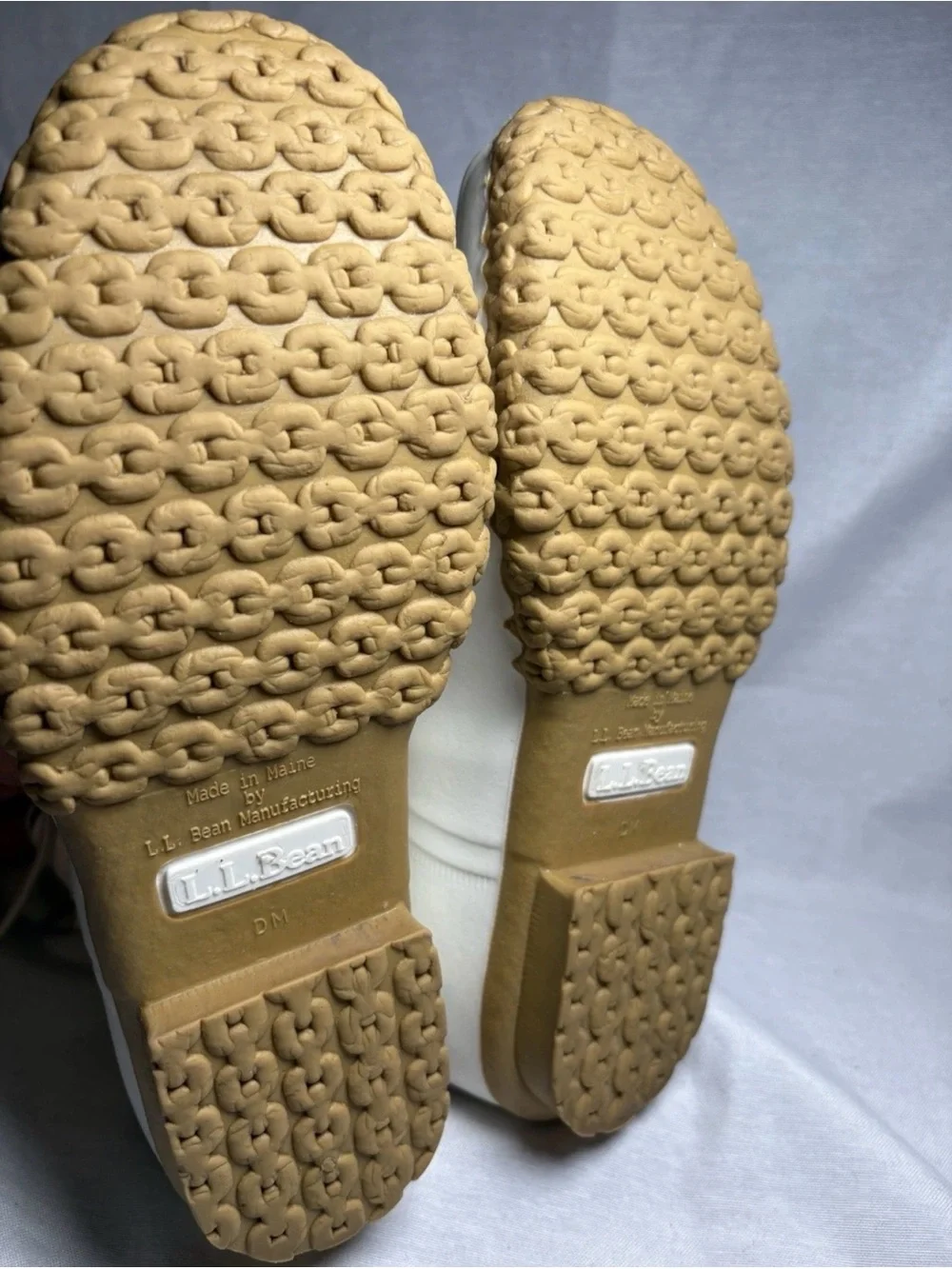L.L. Bean Women's Off-White Lace-Up Duck Boots with Tan Sole women’s 9.5 men’s 8
